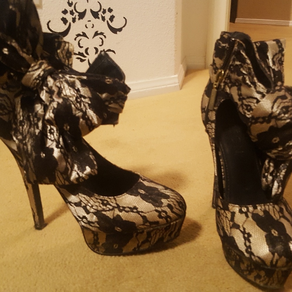 Lace high heel platform shoes - Dereon